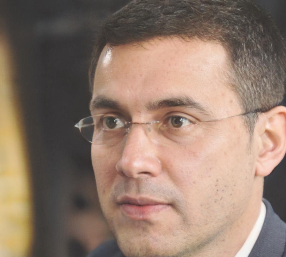 Gonzalo Mendizábal, Director Financiero