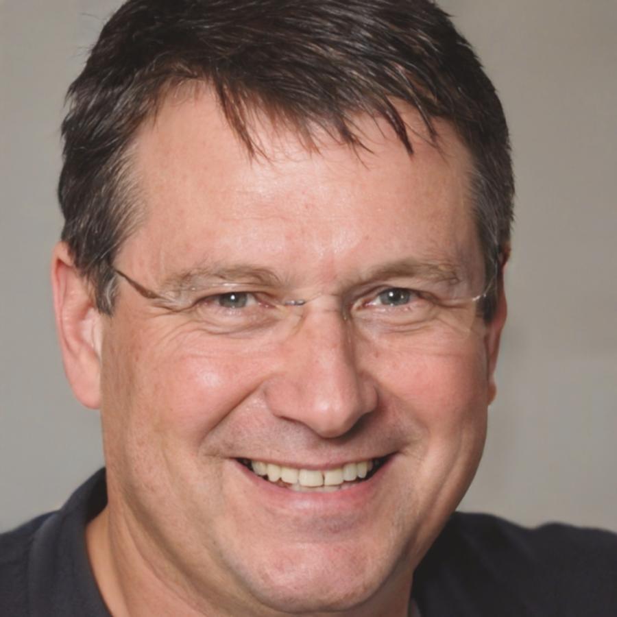 Retrato profesional del instructor Álvaro Mendizábal